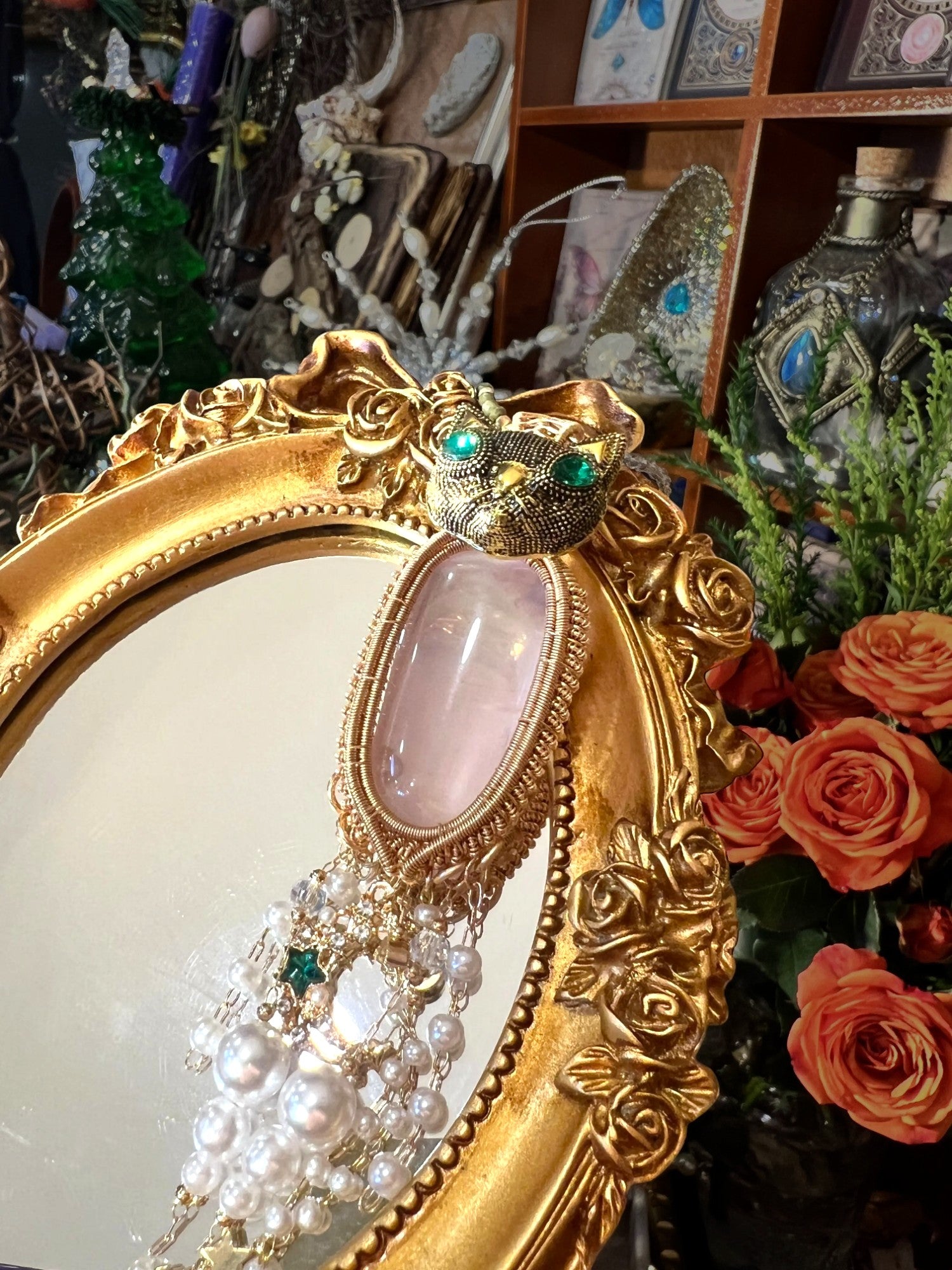 Vigilant Eye Pendant - AetherGem